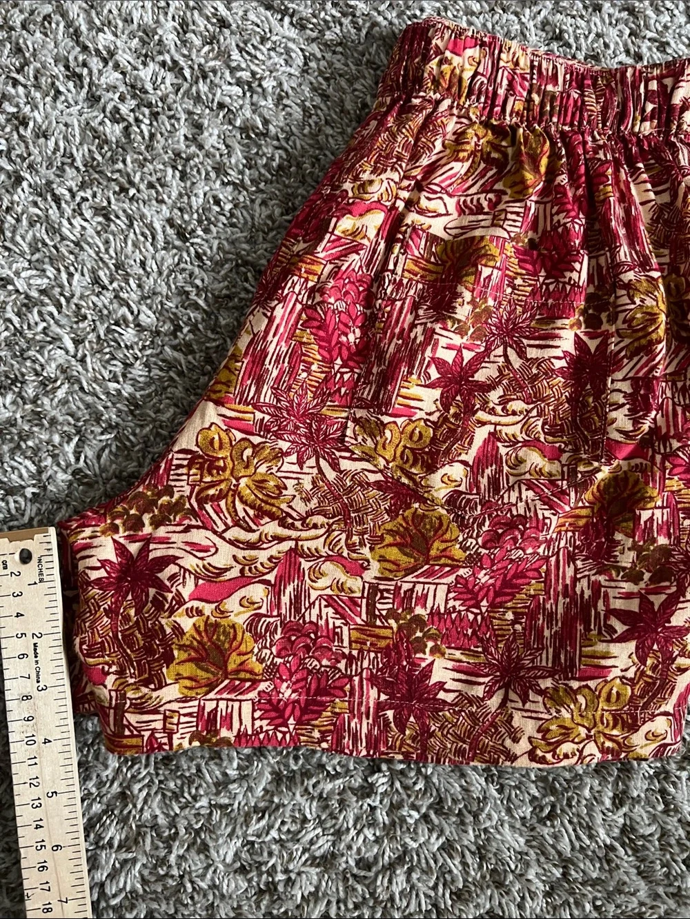 Like New! JOIE Linen Blend Red Floral Print Pull On Casual Shorts in Size S - Picture 14 of 14